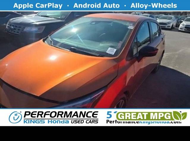 2021 Nissan Versa SR FWD photo