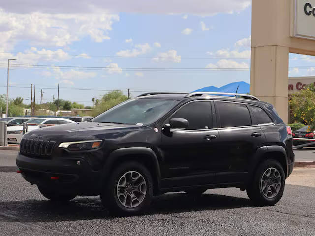 2021 Jeep Cherokee Trailhawk 4WD photo