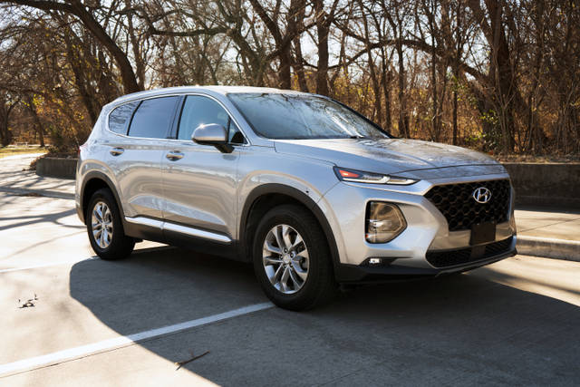 2020 Hyundai Santa Fe SEL FWD photo