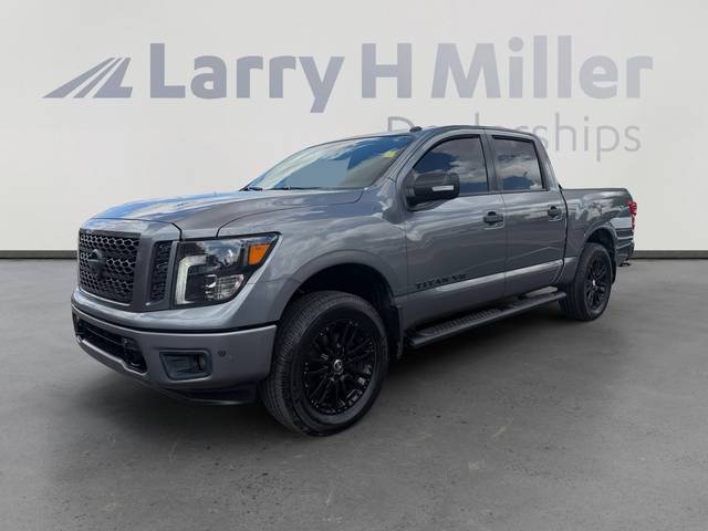 2019 Nissan Titan SV 4WD photo