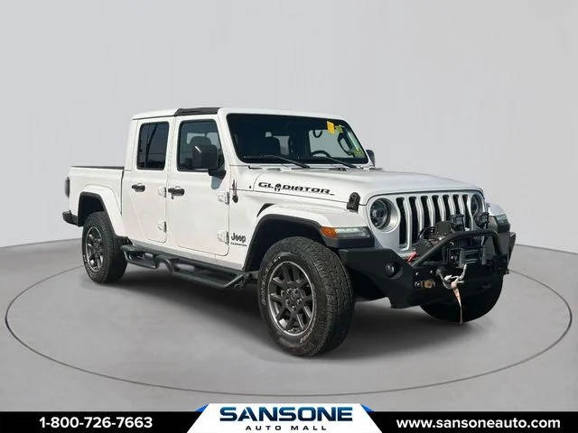 2021 Jeep Gladiator Overland 4WD photo