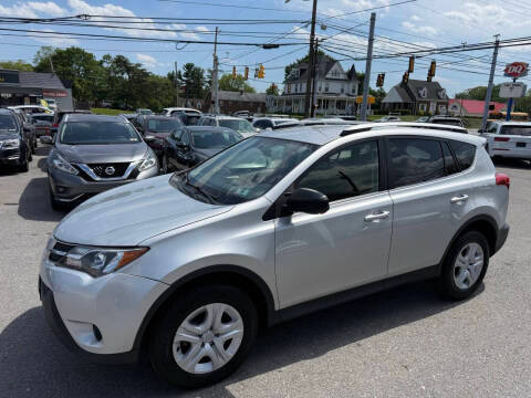 2015 Toyota RAV4 LE FWD photo