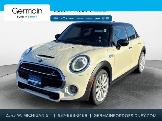 2021 MINI Hardtop 4 Door Cooper S FWD photo