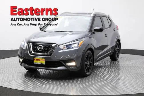 2020 Nissan Kicks SR FWD photo