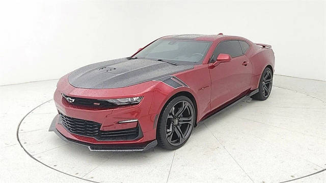 2021 Chevrolet Camaro 2SS RWD photo