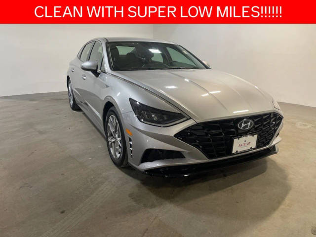 2021 Hyundai Sonata SEL FWD photo