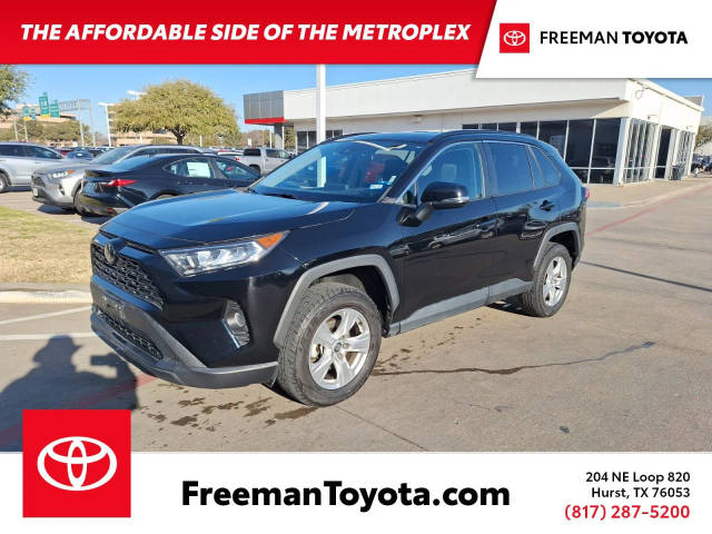 2021 Toyota RAV4 XLE FWD photo