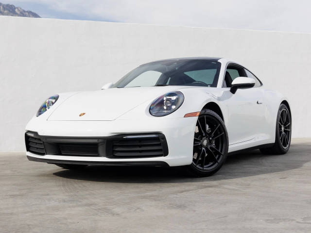 2021 Porsche 911 Carrera RWD photo
