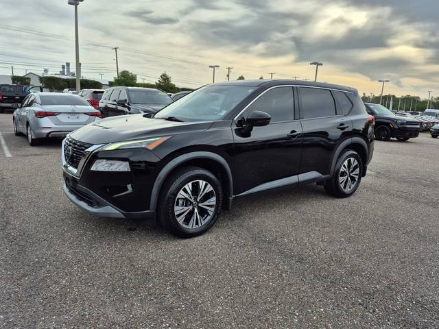 2021 Nissan Rogue SV FWD photo
