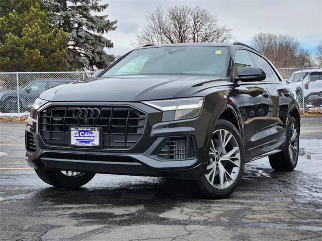 2021 Audi Q8 Premium AWD photo