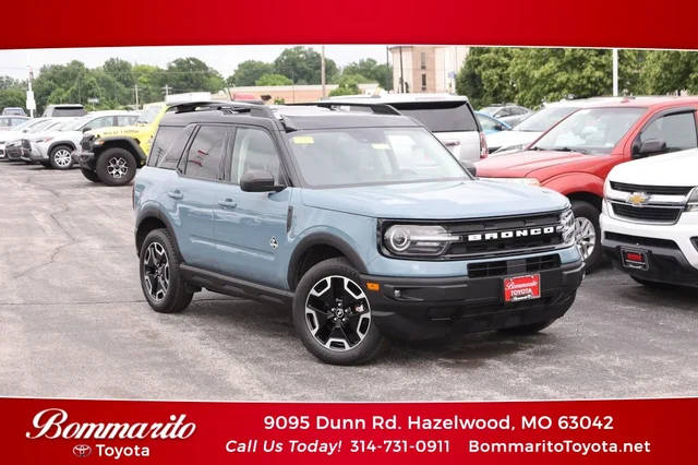 2021 Ford Bronco Sport Outer Banks 4WD photo