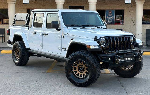 2021 Jeep Gladiator Willys 4WD photo