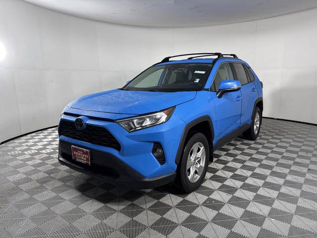 2021 Toyota RAV4 XLE FWD photo