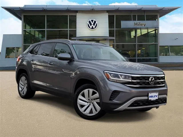 2021 Volkswagen Atlas Cross Sport 3.6L V6 SE w/Technology AWD photo