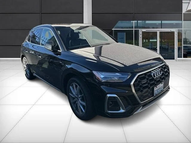 2021 Audi Q5 Premium Plus AWD photo