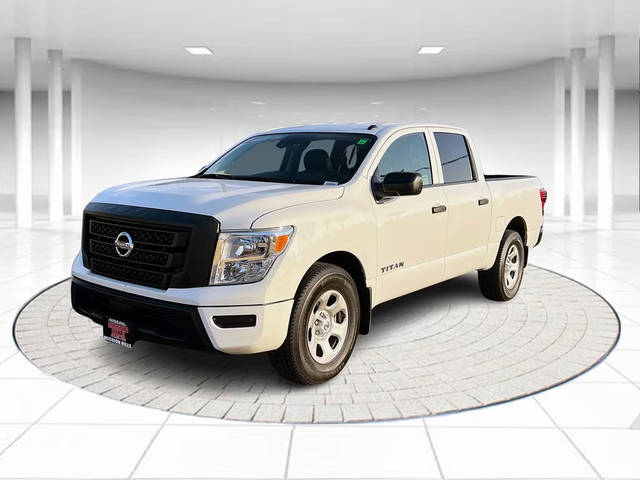 2021 Nissan Titan S RWD photo