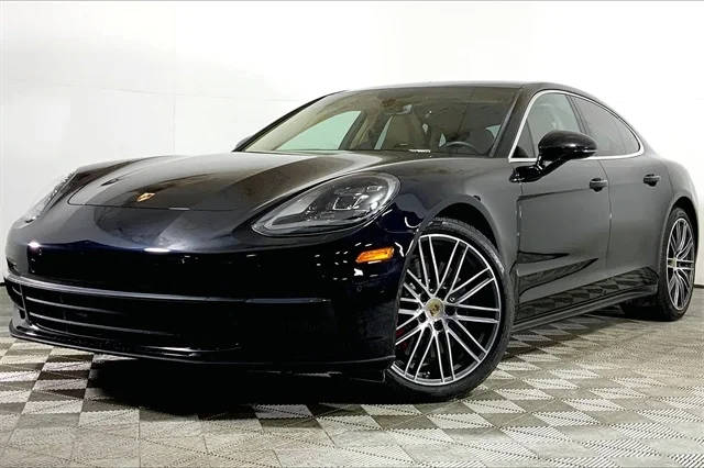 2020 Porsche Panamera 4S AWD photo