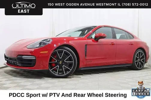 2020 Porsche Panamera GTS AWD photo