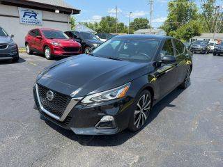 2021 Nissan Altima 2.5 SR FWD photo