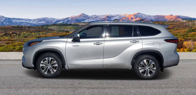 2021 Toyota Highlander Hybrid XLE AWD photo