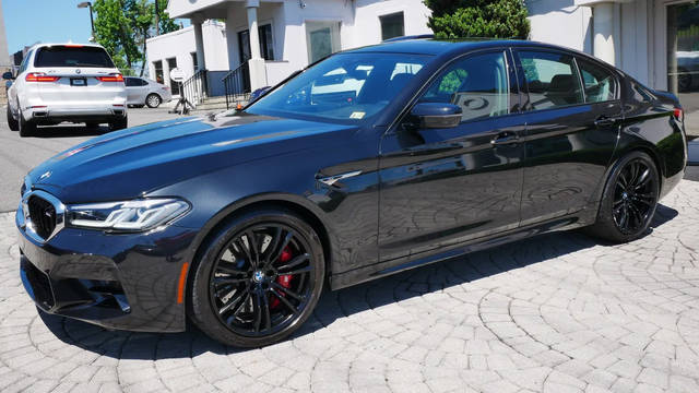 2021 BMW M5  AWD photo