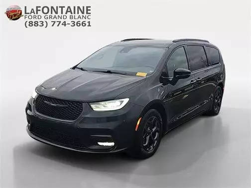 2021 Chrysler Pacifica Minivan Hybrid Limited FWD photo