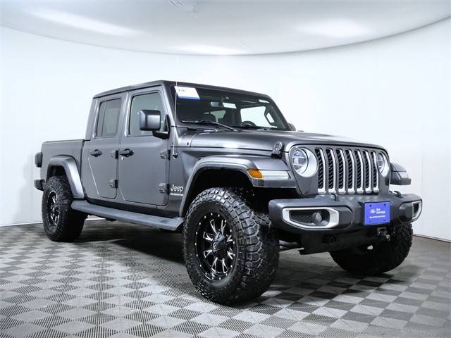 2021 Jeep Gladiator Overland 4WD photo