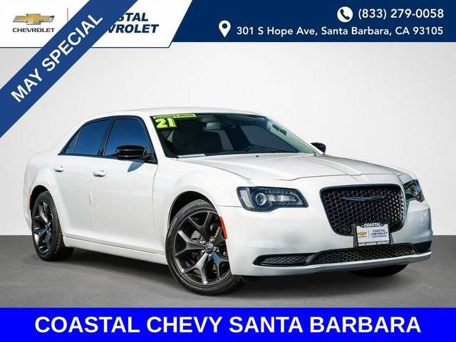 2021 Chrysler 300 Touring RWD photo