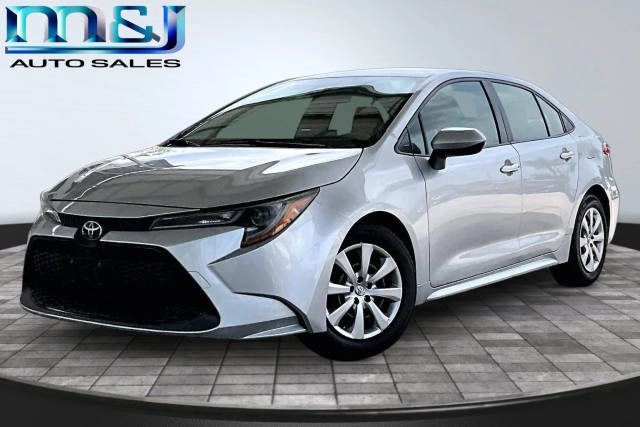 2021 Toyota Corolla LE FWD photo