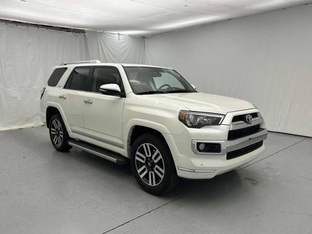 2017 Toyota 4Runner Limited 4WD photo