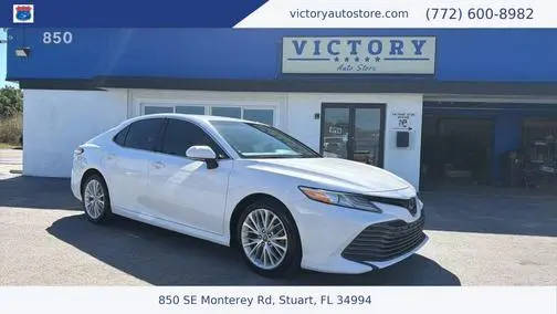 2018 Toyota Camry XLE FWD photo