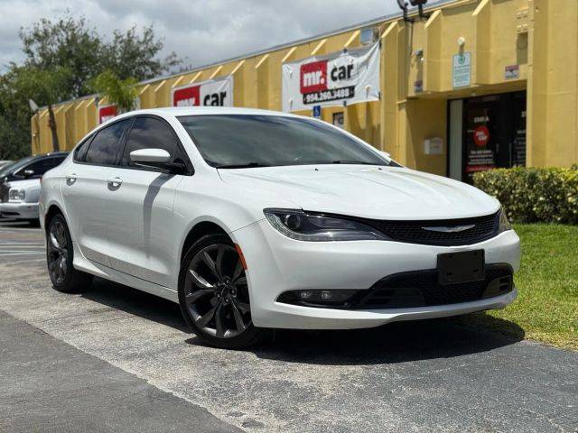 2015 Chrysler 200 S AWD photo