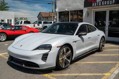 2021 Porsche Taycan Turbo S AWD photo