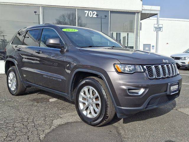 2021 Jeep Grand Cherokee Laredo E 4WD photo