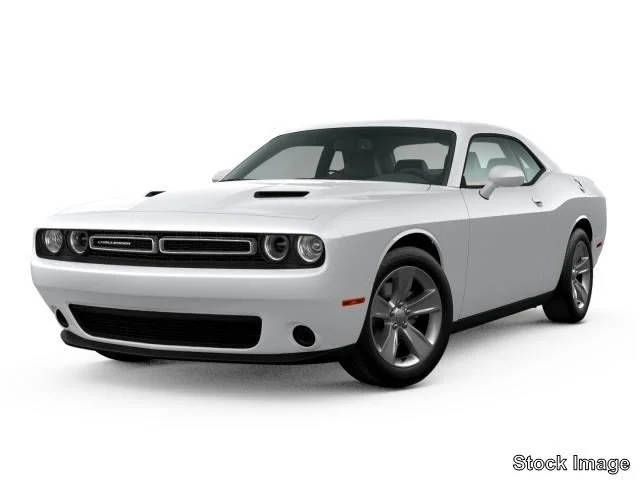 2021 Dodge Challenger SXT RWD photo