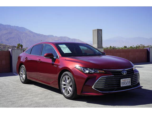 2021 Toyota Avalon Hybrid XLE FWD photo