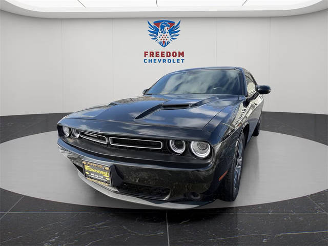 2019 Dodge Challenger SXT AWD photo