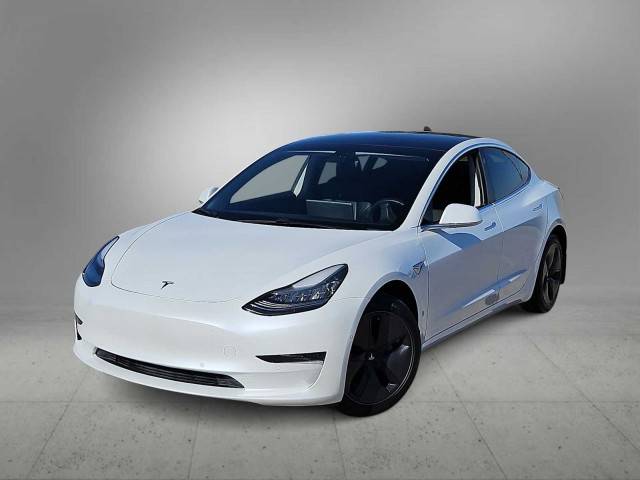 2020 Tesla Model 3 Standard Range RWD photo