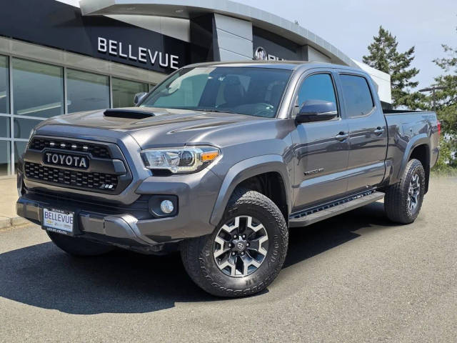 2017 Toyota Tacoma SR5 4WD photo