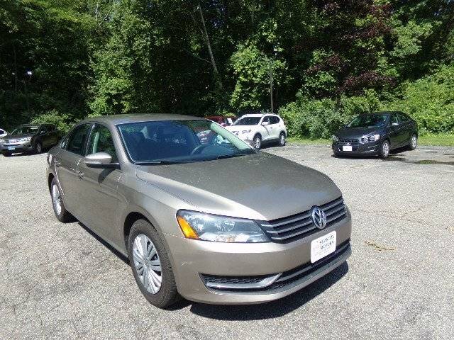 2015 Volkswagen Passat 1.8T S FWD photo