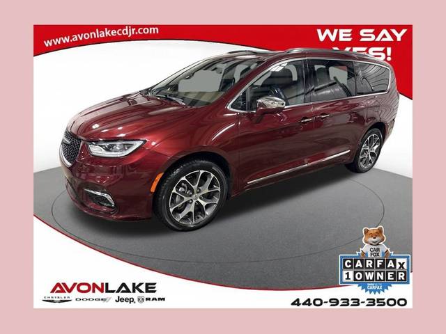 2021 Chrysler Pacifica Minivan Limited AWD photo