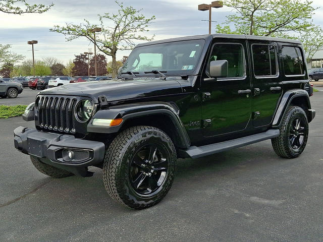 2021 Jeep Wrangler Unlimited Unlimited Sahara Altitude 4WD photo