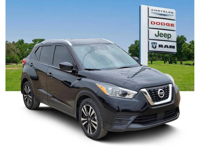 2020 Nissan Kicks SV FWD photo