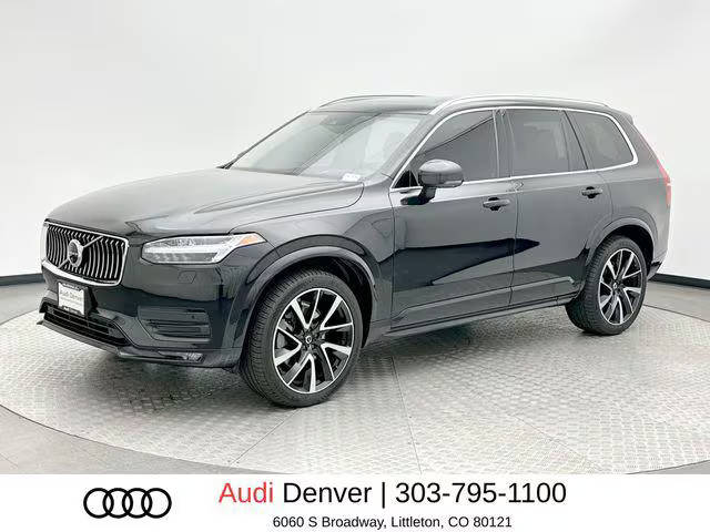 2021 Volvo XC90 Momentum AWD photo