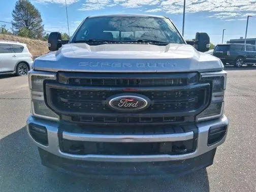 2021 Ford F-250 Super Duty LARIAT 4WD photo