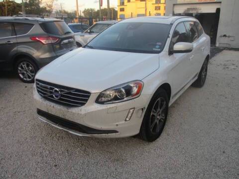 2015 Volvo XC60 T6 Drive-E Platinum FWD photo