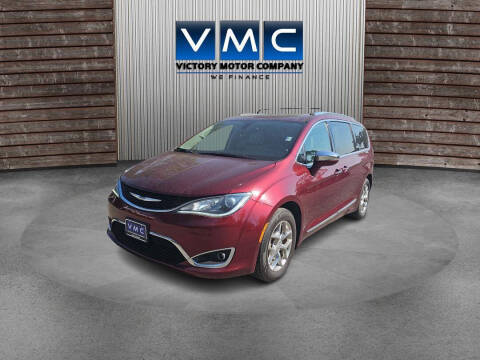 2019 Chrysler Pacifica Minivan Limited FWD photo