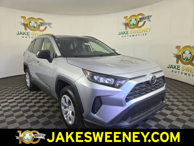 2021 Toyota RAV4 LE AWD photo