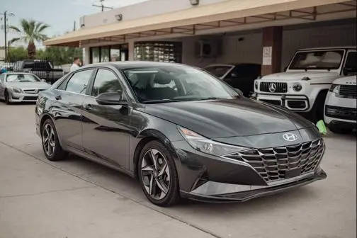 2021 Hyundai Elantra SEL FWD photo