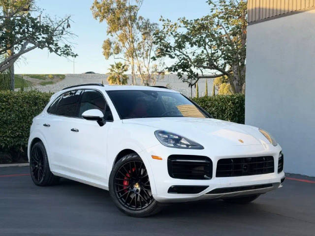 2021 Porsche Cayenne GTS AWD photo